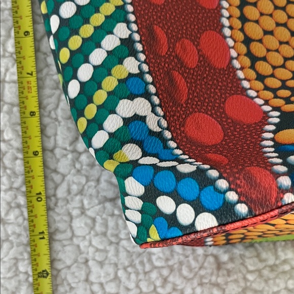 orYANY‎ Vibrant Multicolor Tote with Dust Bag - Picture 8 of 11